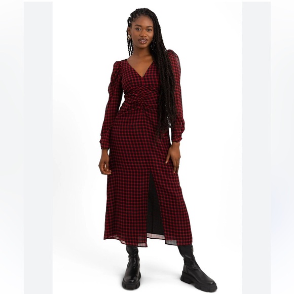 TopShop Ruched Front Midi Dress in Red and Black Gingham Slit Long Sleeve Size 6 - Picture 1 of 8